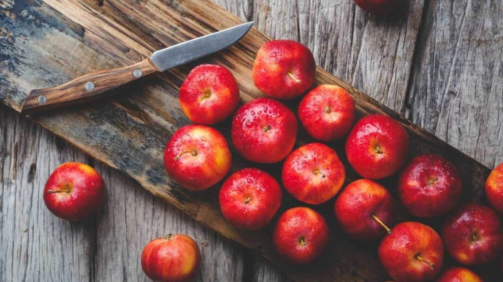 Fuji Apple Benefits Prevents Anemia And Gallstones