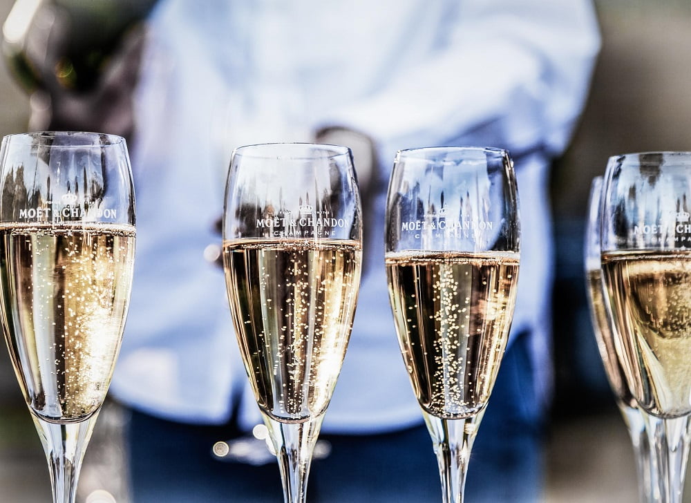 surprising health benefits of champagne