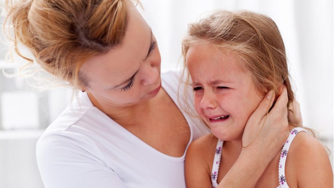 Earaches – symptoms, causes, triggers and other risk factors Earaches