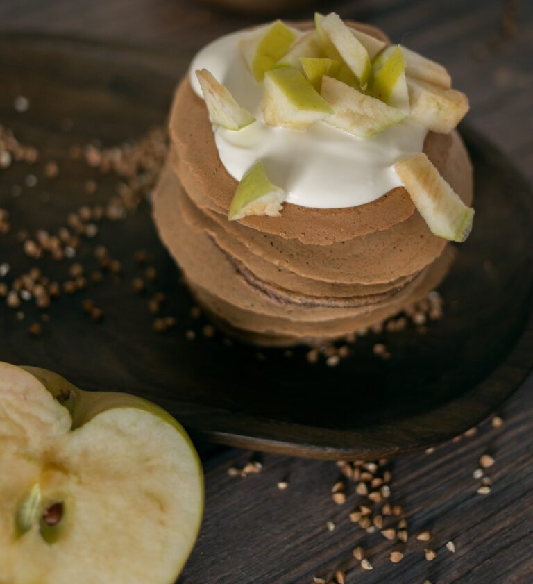 Brown rice apple cinnamon pancakes Photo by Monstera CC0 on Pexels
