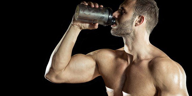 thinkstockphotos-468868630-1473366962 Protein Shakes and Smoothie Recipes for Bodybuilding